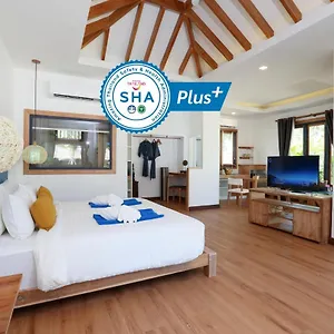 4* מלון Lanta Casa Blanca