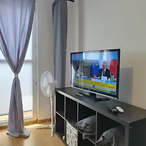 Apartament 24h Self Check-in Marcelinska Parking Lotnisko Blisko Targi Szpitale I Uczelnie 
